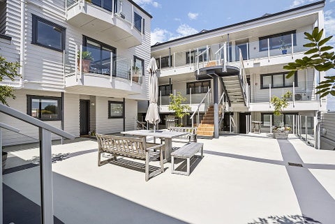 18/5 Cook Street, Howick, Auckland