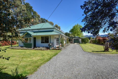 60 Lincoln Road, Carterton