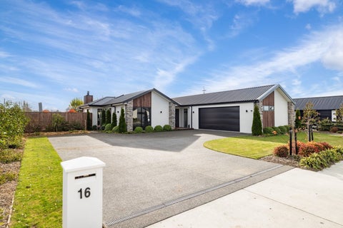 16 Vitalia Crescent, Lincoln, Lincoln