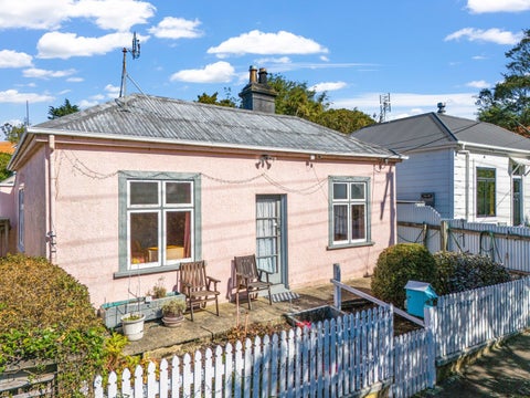 16 Scotia Street, Port Chalmers, Dunedin