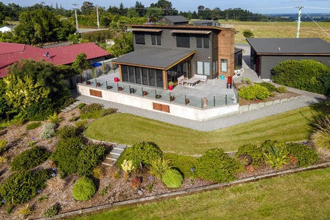 147 Downs Road, Geraldine Downs