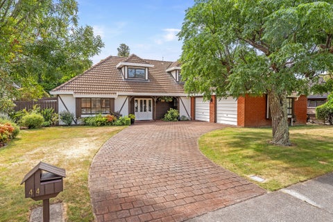 44 Awanui Drive, Waikanae, Waikanae