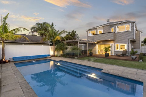 32 Newell Street, Point Chevalier, Auckland