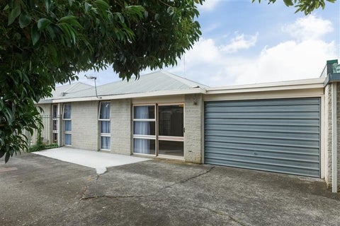 16 Westmere Place, Takaro, Palmerston North