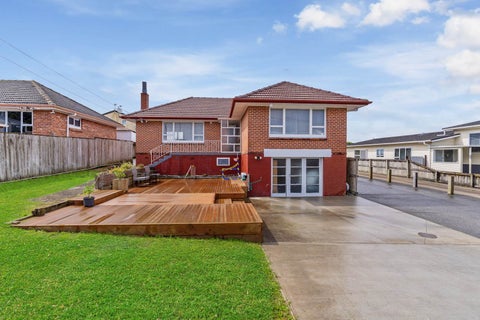 44 White Swan Road, Mount Roskill, Auckland