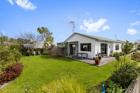 11 Bradley Street, Paeroa