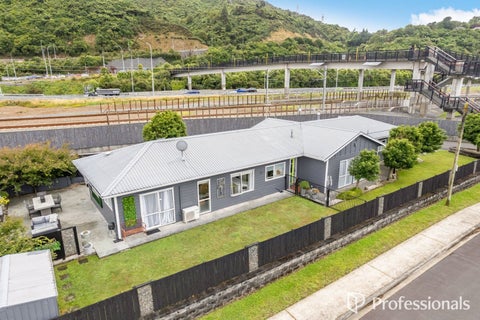 10 Cottle Heath Close, Manor Park, Lower Hutt