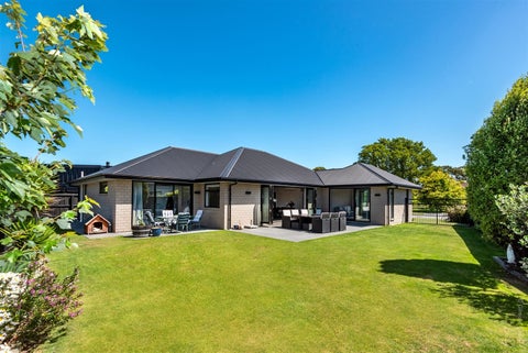 8 Caulfield Crescent, Lincoln, Lincoln