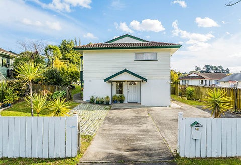 46 Meadowood Drive, Unsworth Heights, Auckland