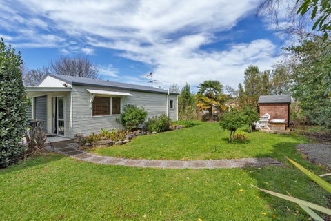 49 Charles Street, Carterton