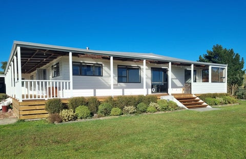 101A Shooting Butts Road, Martinborough