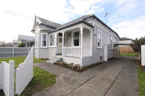 5 Sunnyvale Road, Greenlane, Auckland