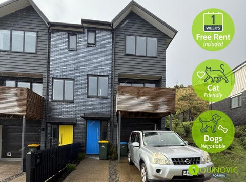 15 Holystone Road, Whitby, Porirua