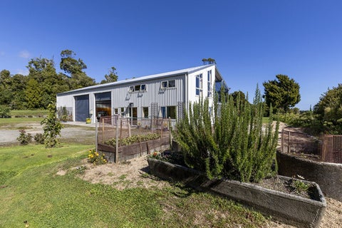 49B Kongahu Swamp Road, Karamea, Karamea