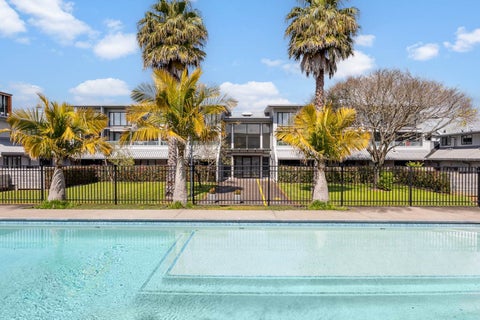 5B/30 Westward Ho, Glen Eden, Waitakere