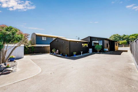 83 Martin Road, Paraparaumu Beach, Paraparaumu