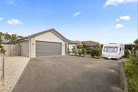 15 Lydiard Place, Beachlands, Auckland