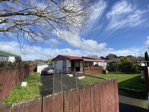3 Cameron Place, Ranui, Auckland