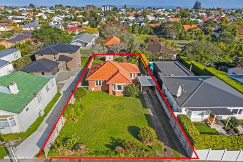 64 Moa Road, Point Chevalier, Auckland