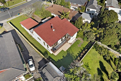 10 Oaktree Avenue, Browns Bay, Auckland