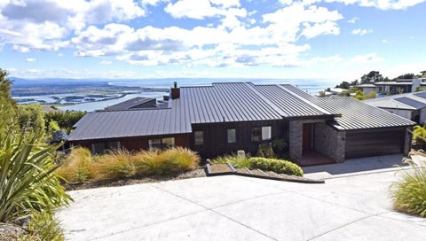 3 Stoneyridge Close, Mount Pleasant, Christchurch