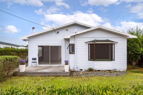 32 New York Street, Martinborough, Martinborough