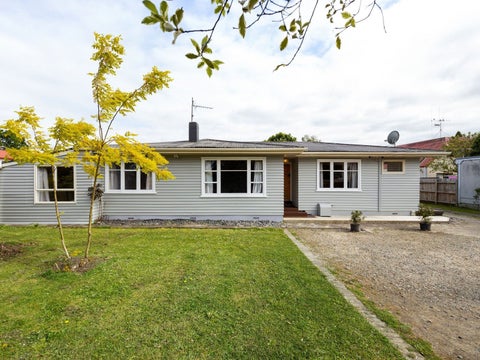 4 Somme Crescent, Hillcrest, Hamilton