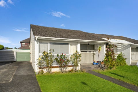 2/15 Amberley Grove, Hutt Central, Lower Hutt