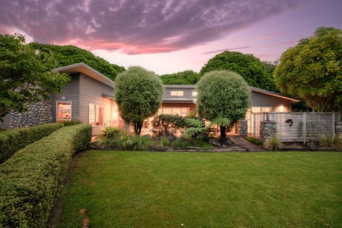 54 Kohekohe Road, Waikanae