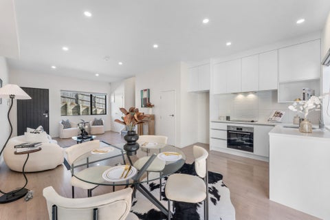 4D Flaunty place, West Harbour, Auckland