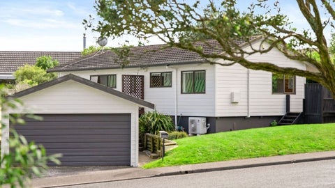 115 Mark Avenue, Grenada Village, Wellington