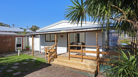 2/103 Sturges Road, Henderson, Auckland
