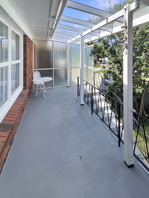1/111 Shakespeare Road, Milford, Auckland