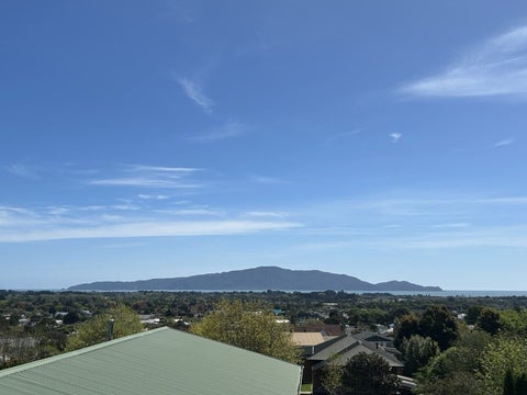 49 Kakariki Grove, Waikanae, Waikanae