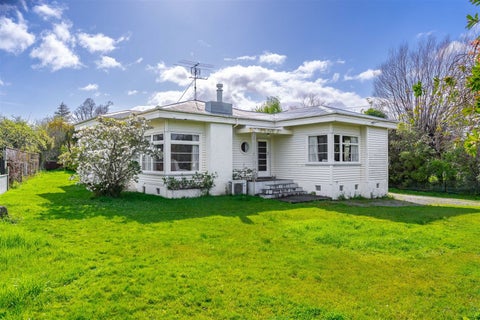 28 Lansdowne Crescent, Lansdowne, Masterton