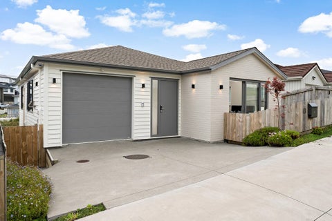6 Baumea Rise, Massey, Auckland