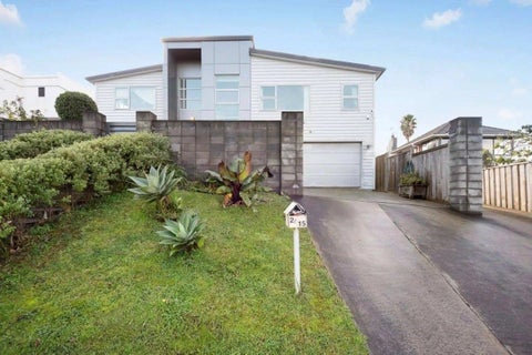 2/15 Belmont Terrace, Milford, Auckland