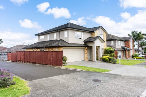17 Silverwood Drive, Flat Bush, Auckland