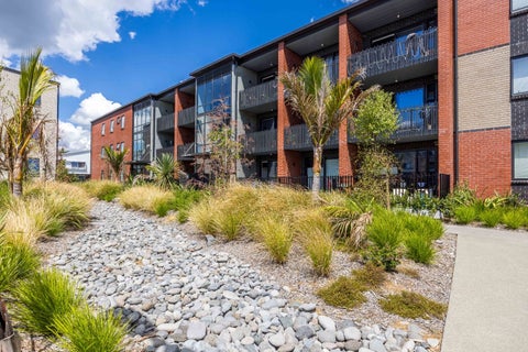 201/4 Torino Street, Point England, Auckland