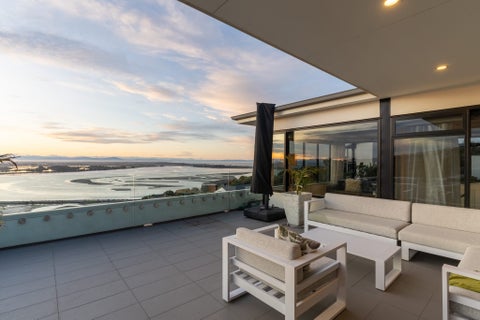 11A Inverness Lane, Redcliffs, Christchurch