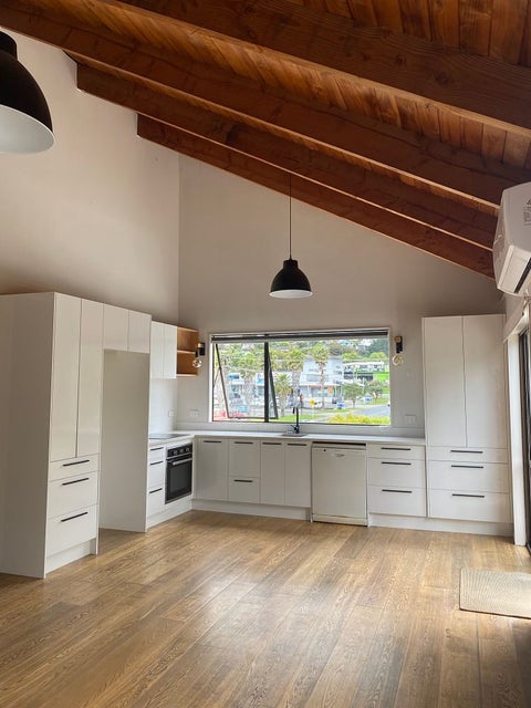 642B Whangaparaoa Road, Stanmore Bay, Whangaparāoa