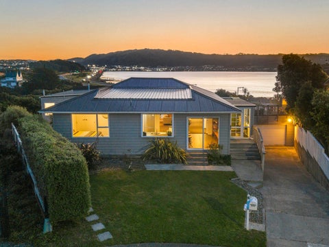 9 Ayr Place, Papakowhai, Porirua