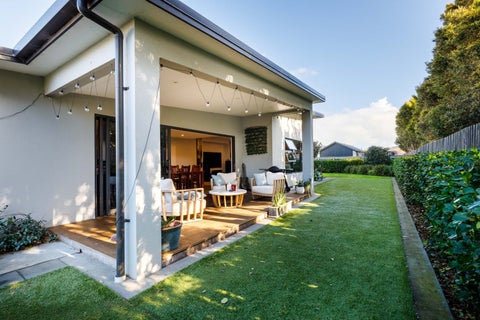 25 Nadine Stanton Drive, Bell Block, New Plymouth