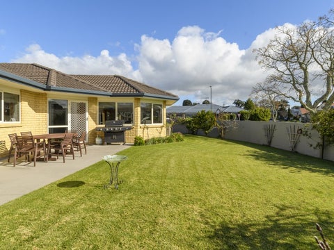 1 Ranfurly Terrace, Pyes Pa, Tauranga