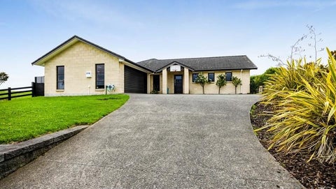 22D Larlin Drive, Hawera