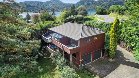 4 Steep Street, Lake Okareka, Rotorua