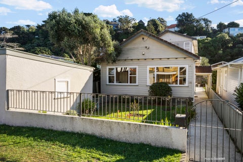 356 The Parade, Island Bay, Wellington