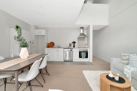 18/17 OWENS PLACE, Mount Maunganui, Mount Maunganui