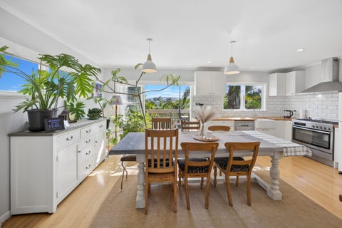 34 Marlborough Avenue, Glenfield, Auckland