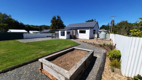 7 Manse Street, Clinton, Clinton